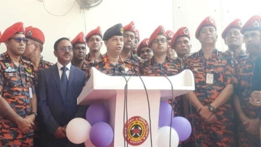 শিরিন ম্যানশনে বিস্ফোরণের কারণ জানালেন ফায়ার সার্ভিসের ডিজি শিরিন ম্যানশনে বিস্ফোরণের কারণ জানালেন ফায়ার সার্ভিসের ডিজি