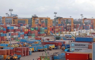 যেভাবে ধরা পড়ল ১৭ কোটি টাকার মদের চালান