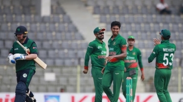 বাংলাদেশের পেস ত্রয়ীতে লণ্ডভণ্ড আয়ারল্যান্ড বাংলাদেশের পেস ত্রয়ীতে লণ্ডভণ্ড আয়ারল্যান্ড