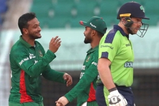 প্রথমে লিটন, পরে সাকিব—যেভাবে বাংলাদেশের স্মরণীয় জয় প্রথমে লিটন, পরে সাকিব—যেভাবে বাংলাদেশের স্মরণীয় জয়