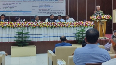 বছরে ৯২ হাজার কোটি টাকা পাচার হয়: শামসুল আলম বছরে ৯২ হাজার কোটি টাকা পাচার হয়: শামসুল আলম