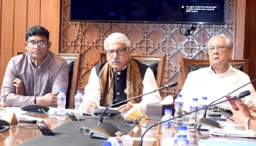 রেমিট্যান্স যোদ্ধারাই দেশের অর্থনীতি সচল রেখেছে রেমিট্যান্স যোদ্ধারাই দেশের অর্থনীতি সচল রেখেছে