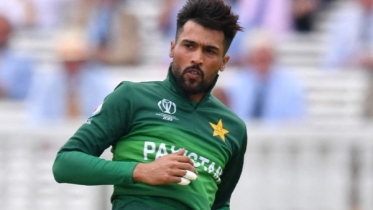 আমিরকে ফেরানোর বিপক্ষে অবস্থান রমিজের