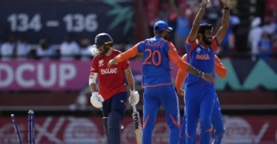 চ্যাম্পিয়ন ইংল্যান্ডকে বিদায় করে ফাইনালে ভারত
