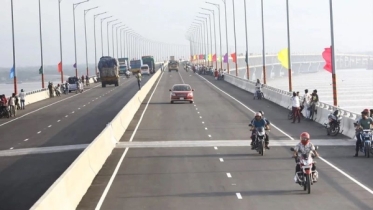 পদ্মা সেতু দিয়ে ২০ এপ্রিল থেকে চলবে মোটরসাইকেল পদ্মা সেতু দিয়ে ২০ এপ্রিল থেকে চলবে মোটরসাইকেল