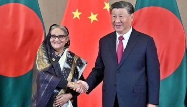 জোহানেসবার্গে শি জিনপিংয়ের সঙ্গে শেখ হাসিনার বৈঠক জোহানেসবার্গে শি জিনপিংয়ের সঙ্গে শেখ হাসিনার বৈঠক