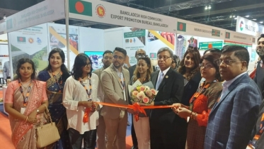 মালয়েশিয়ায় আন্তর্জাতিক হালাল পণ্য মেলায় পসরা সাজিয়েছে বাংলাদে মালয়েশিয়ায় আন্তর্জাতিক হালাল পণ্য মেলায় পসরা সাজিয়েছে বাংলাদে