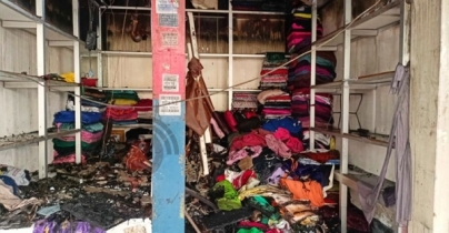 আগুনে ব্যবসা নয়, পুড়েছে জীবিকা আগুনে ব্যবসা নয়, পুড়েছে জীবিকা