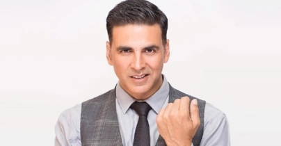 আবারও বিতর্কিত বিজ্ঞাপনে অক্ষয়
