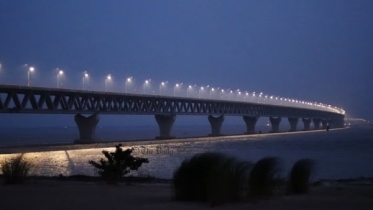 সময় এসেছে বাংলাদেশের মাথা উঁচু করে দাঁড়ানোর সময় এসেছে বাংলাদেশের মাথা উঁচু করে দাঁড়ানোর