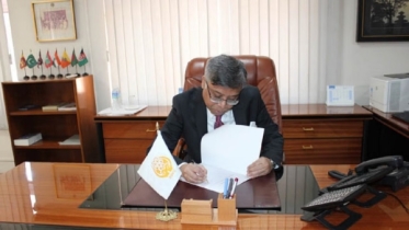 সার্ক মহাসচিবের দায়িত্ব নিলেন রাষ্ট্রদূত গোলাম সারোয়ার সার্ক মহাসচিবের দায়িত্ব নিলেন রাষ্ট্রদূত গোলাম সারোয়ার