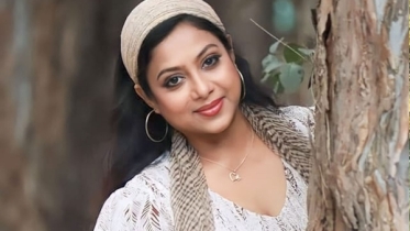 কেন অভিনয়ে ফিরছেন না শাবনূর? কেন অভিনয়ে ফিরছেন না শাবনূর?