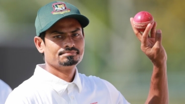 আইসিসির ডিসেম্বর মাসের সেরা খেলোয়াড়ের লড়াইয়ে তাইজুল আইসিসির ডিসেম্বর মাসের সেরা খেলোয়াড়ের লড়াইয়ে তাইজুল