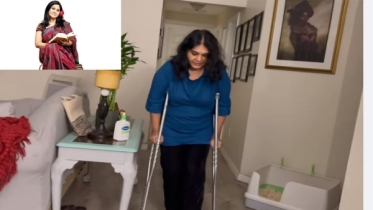 দুটি ক্র্যাচই সঙ্গী সামিনা চৌধুরীর!