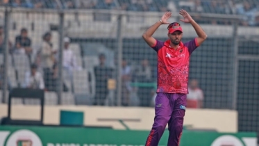 বিপিএলে তার খেলাটা ‘আদর্শ পরিস্থিতি না’, বললেন মাশরাফি বিপিএলে তার খেলাটা ‘আদর্শ পরিস্থিতি না’, বললেন মাশরাফি