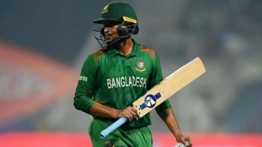 নতুন চুক্তিতে কমেছে সাকিবের বেতন