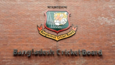 বেতন দ্বিগুণ বেড়েছে শহীদ মাহমুদের