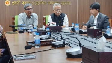শ্রমবাজার ইস্যুতে মালয়েশিয়ার সঙ্গে বসতে চায় বাংলাদেশ শ্রমবাজার ইস্যুতে মালয়েশিয়ার সঙ্গে বসতে চায় বাংলাদেশ