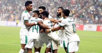 শেষ মুহূর্তের গোলে রুদ্ধশ্বাস জয় বাংলাদেশের শেষ মুহূর্তের গোলে রুদ্ধশ্বাস জয় বাংলাদেশের