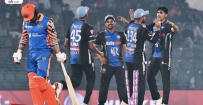 রুদ্ধশ্বাস শেষ ওভারে খুলনাকে হারিয়ে সাতে সাত রংপুরের রুদ্ধশ্বাস শেষ ওভারে খুলনাকে হারিয়ে সাতে সাত রংপুরের