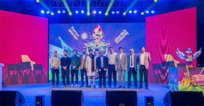 বিপিএলের থিম সংয়ের এক পঙতির রচয়িতা ড. ইউনূস বিপিএলের থিম সংয়ের এক পঙতির রচয়িতা ড. ইউনূস