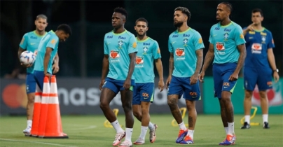 নেইমার অধ্যায় পেছনে ফেলে নতুন শুরুর অপেক্ষায় ব্রাজিল নেইমার অধ্যায় পেছনে ফেলে নতুন শুরুর অপেক্ষায় ব্রাজিল