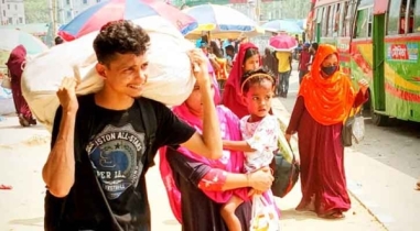 দুইদিনে ঢাকা ছাড়লেন ২৯ লাখের বেশি সিমধারী দুইদিনে ঢাকা ছাড়লেন ২৯ লাখের বেশি সিমধারী