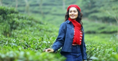 ইরানে ক্রিস্টাল সিমোর্গ পুরস্কার পেলেন ফারিণ