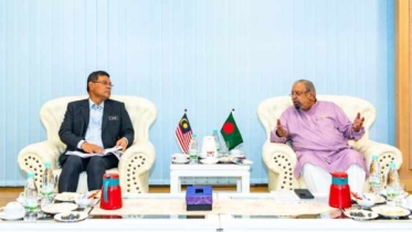 মালয়েশিয়ার স্বরাষ্ট্রমন্ত্রীর সঙ্গে প্রবাসীকল্যাণ মন্ত্রীর বৈঠক মালয়েশিয়ার স্বরাষ্ট্রমন্ত্রীর সঙ্গে প্রবাসীকল্যাণ মন্ত্রীর বৈঠক