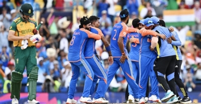 দক্ষিণ আফ্রিকার স্বপ্ন ভেঙে টি-টোয়েন্টির বিশ্বচ্যাম্পিয়ন ভারত দক্ষিণ আফ্রিকার স্বপ্ন ভেঙে টি-টোয়েন্টির বিশ্বচ্যাম্পিয়ন ভারত