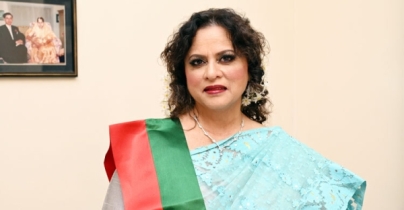 ১২ গান নিয়ে নওশীন মনযূর-এ-খুদা